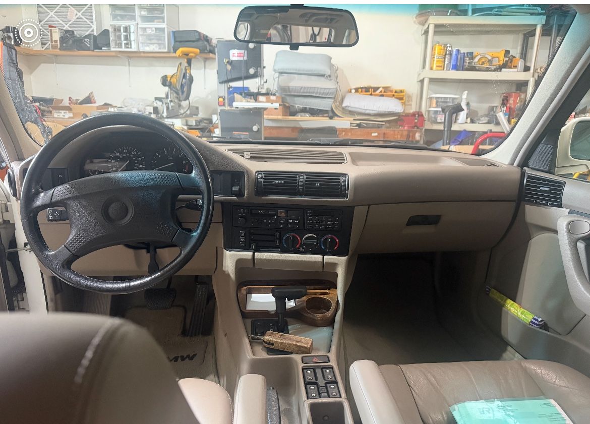 Used 1992 BMW 525i Wagon RWD image 15