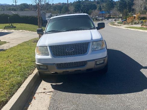 Used 2003 Ford Expedition Eddie Bauer image 1