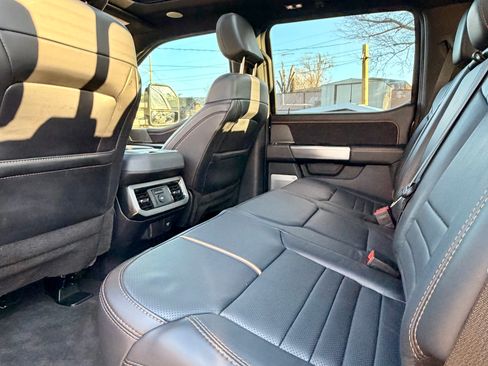 Used 2024 Ford F350 Platinum image 6