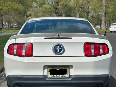 Used 2011 Ford Mustang Premium w/ 201A Rapid Spec Order Code image 6