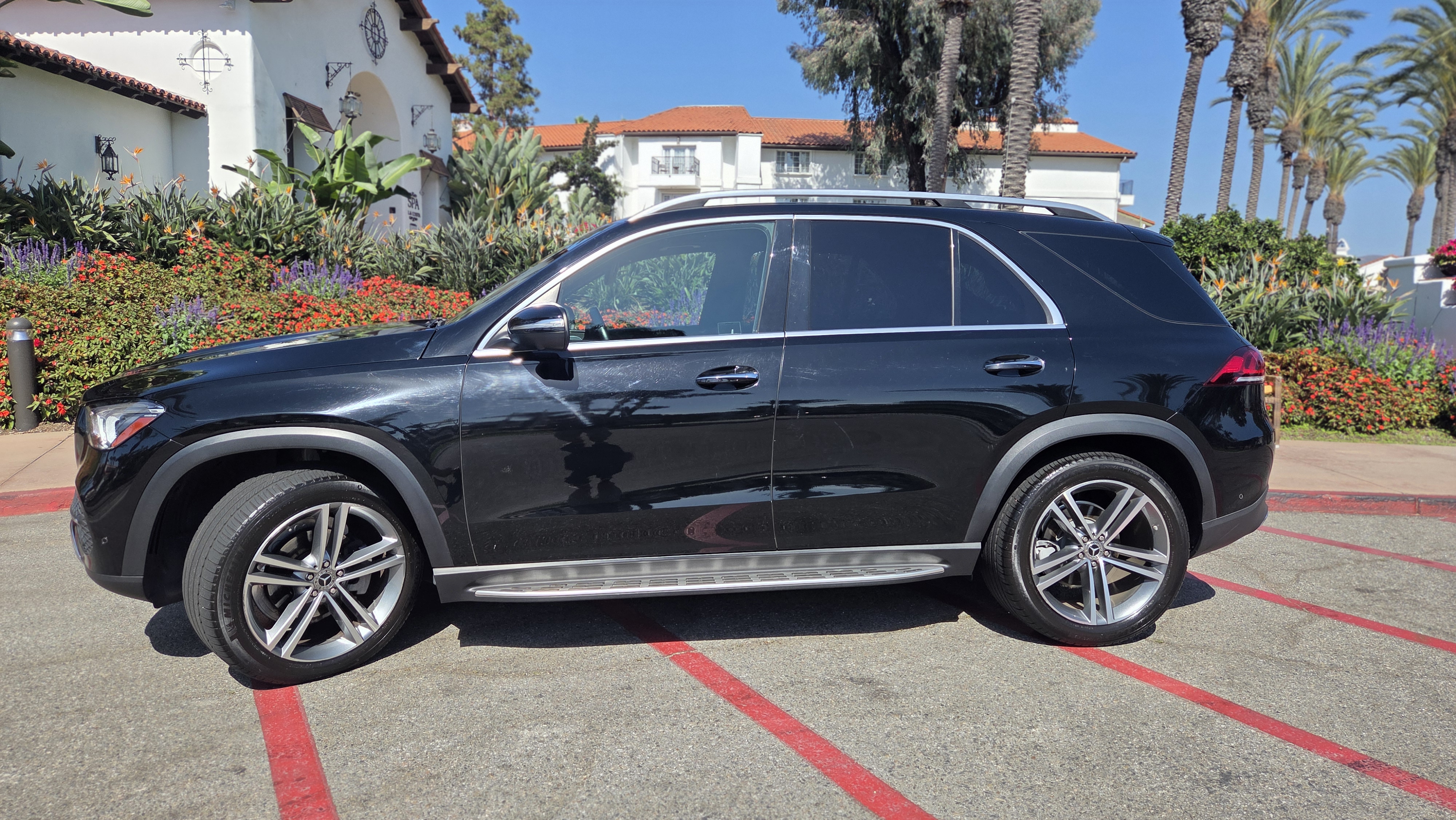 Used 2020 Mercedes-Benz GLE 350 4MATIC image 2