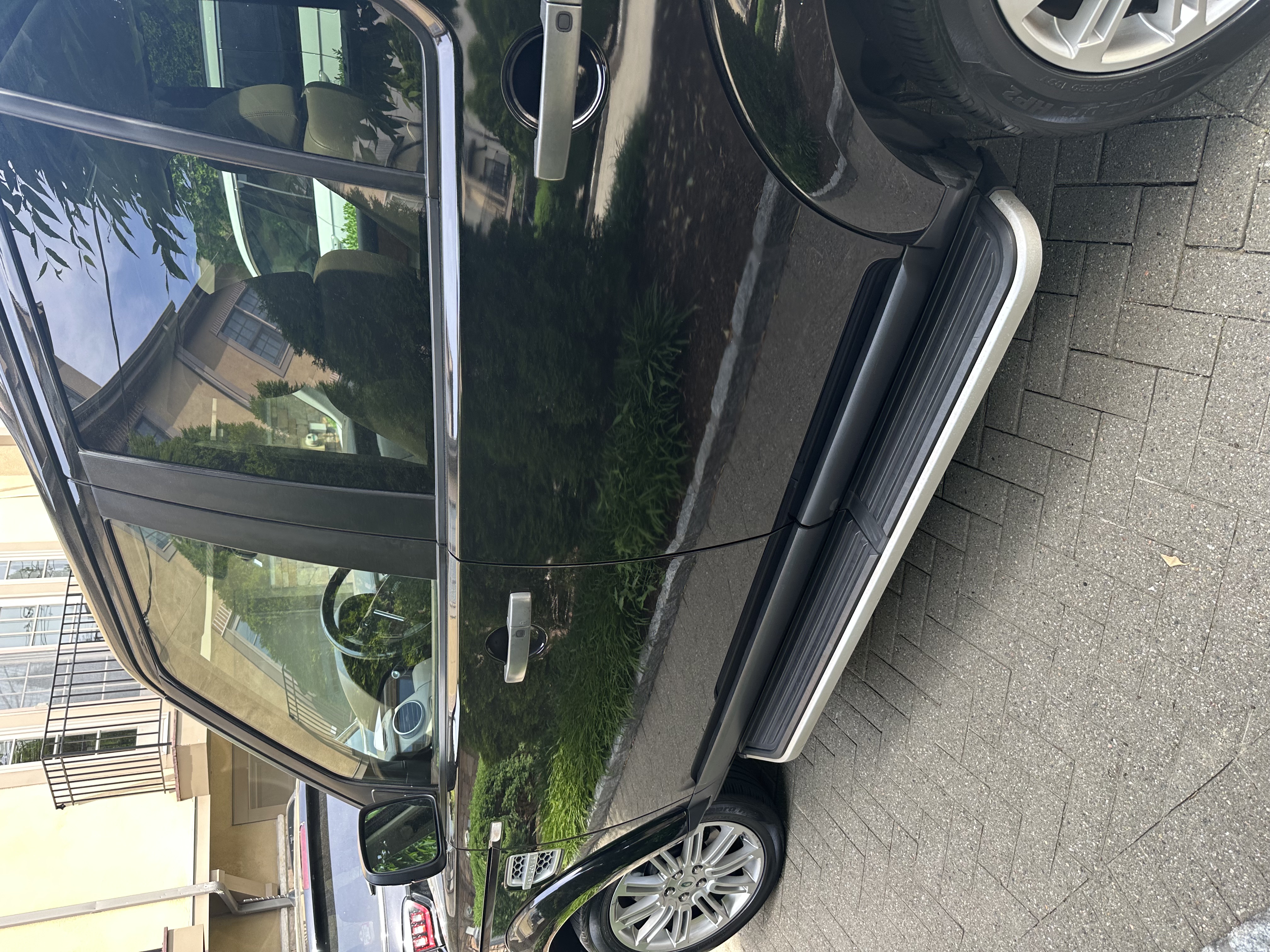 Used 2013 Land Rover LR4 HSE AWD/4WD image 8