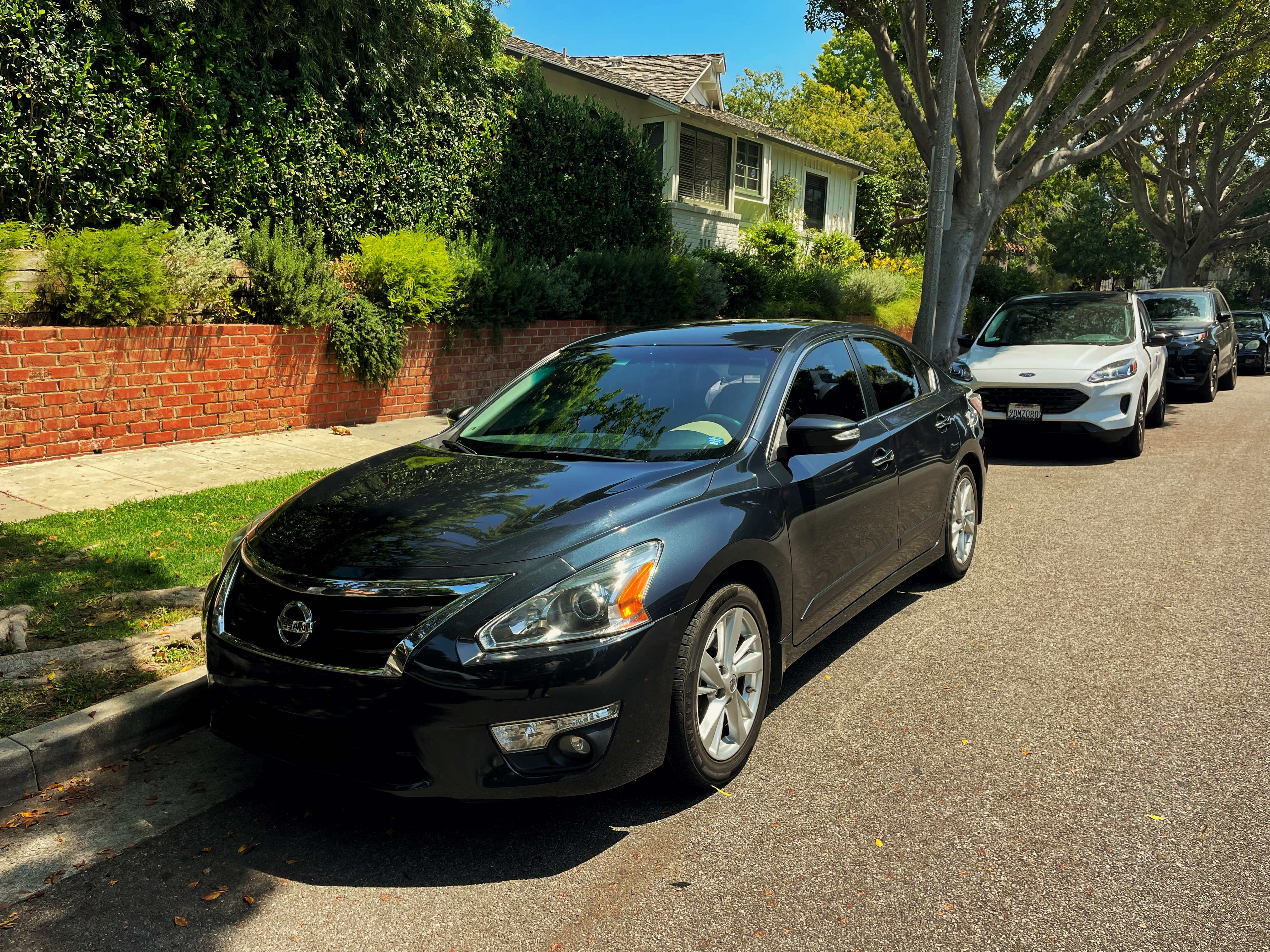 Used 2015 Nissan Altima 2.5 SL w/ Technology Package FWD image 8