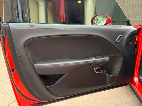 Used 2022 Dodge Challenger SRT Hellcat image 12