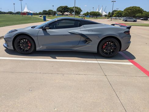 Used 2024 Chevrolet Corvette Stingray Preferred Conv w/ Z51 Performance Package image 2