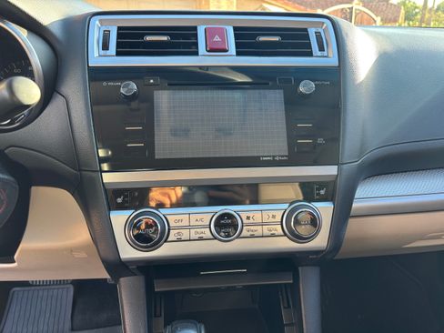 Used 2015 Subaru Legacy 2.5i Premium image 16