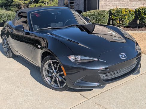 Used 2016 MAZDA MX-5 Miata Grand Touring image 22