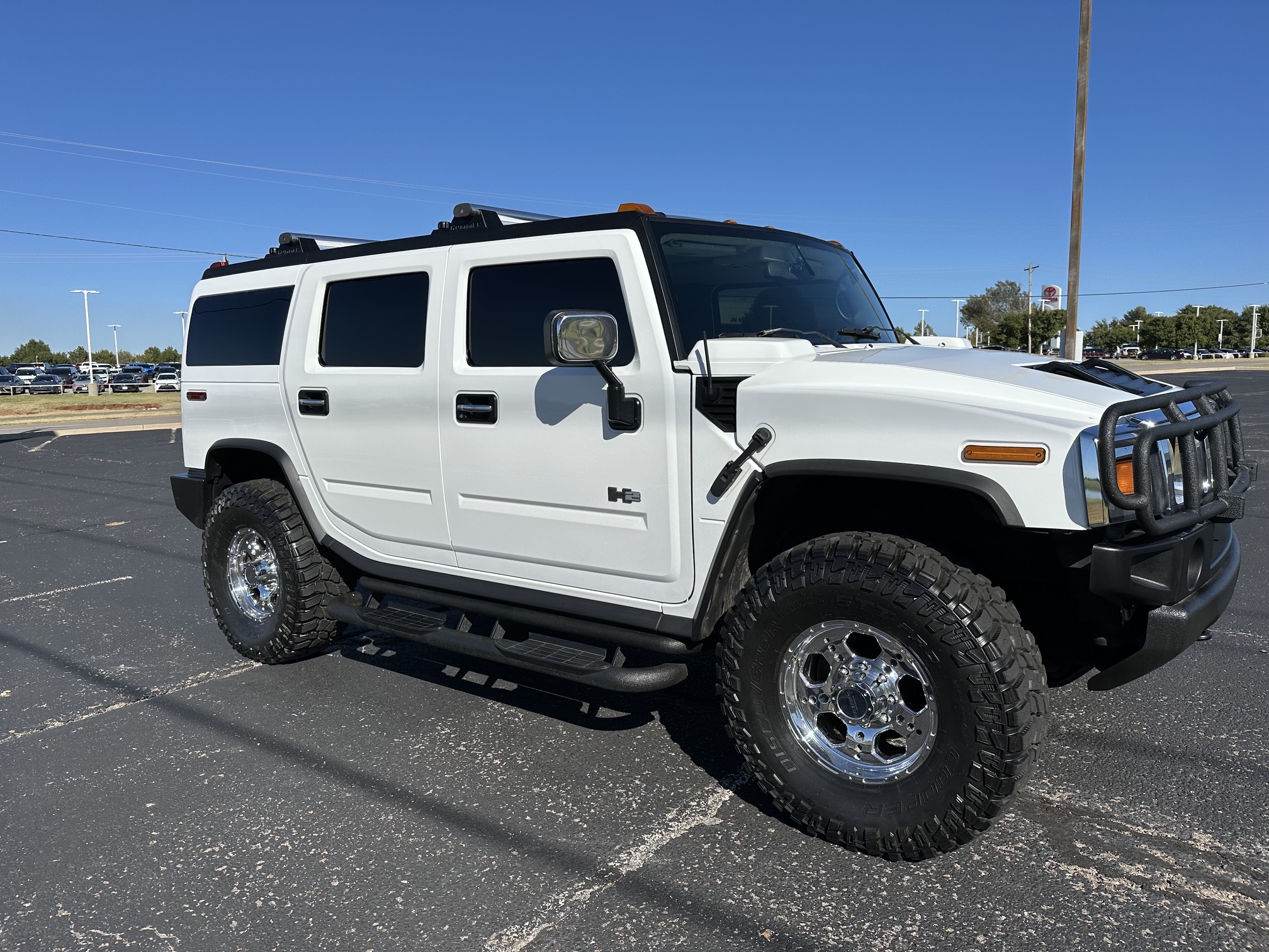 Used 2005 HUMMER H2 w/ Preferred Equipment Group AWD/4WD image 2