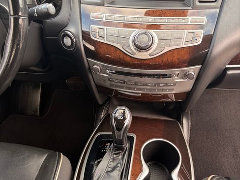 Used 2017 INFINITI QX60 Luxe w/ Deluxe Technology Package image 9