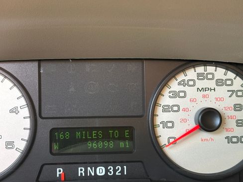 Used 2005 Ford F250 King Ranch image 14