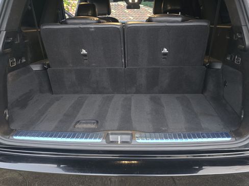 Used 2020 Mercedes-Benz GLS 450 4MATIC image 10