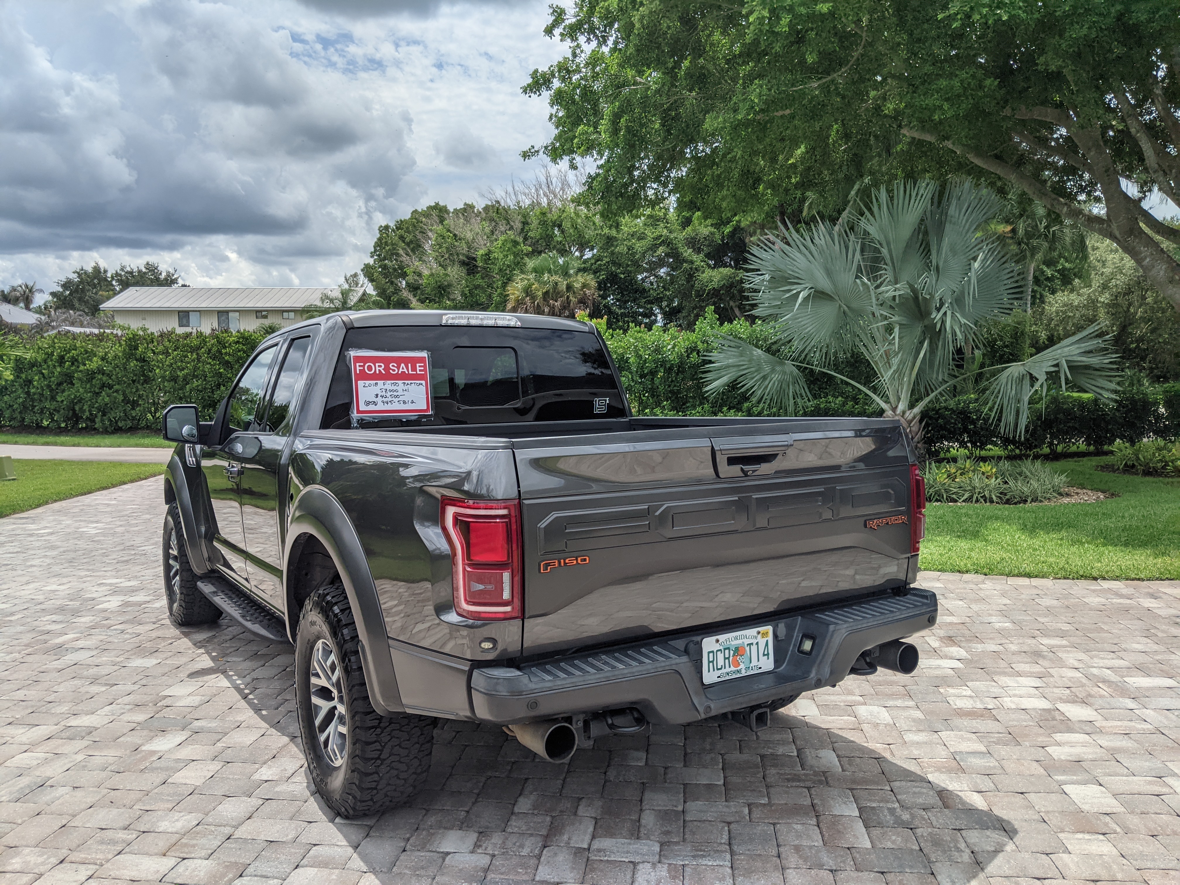 Used 2018 Ford F150 Raptor w/ Equipment Group 802A Luxury AWD/4WD image 4