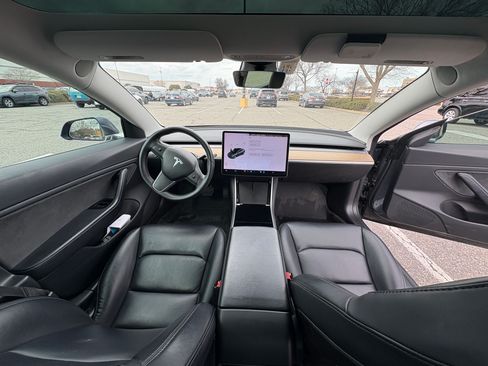 Used 2020 Tesla Model 3 Long Range image 14