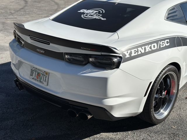 Used 2020 Chevrolet Camaro SS RWD image 4