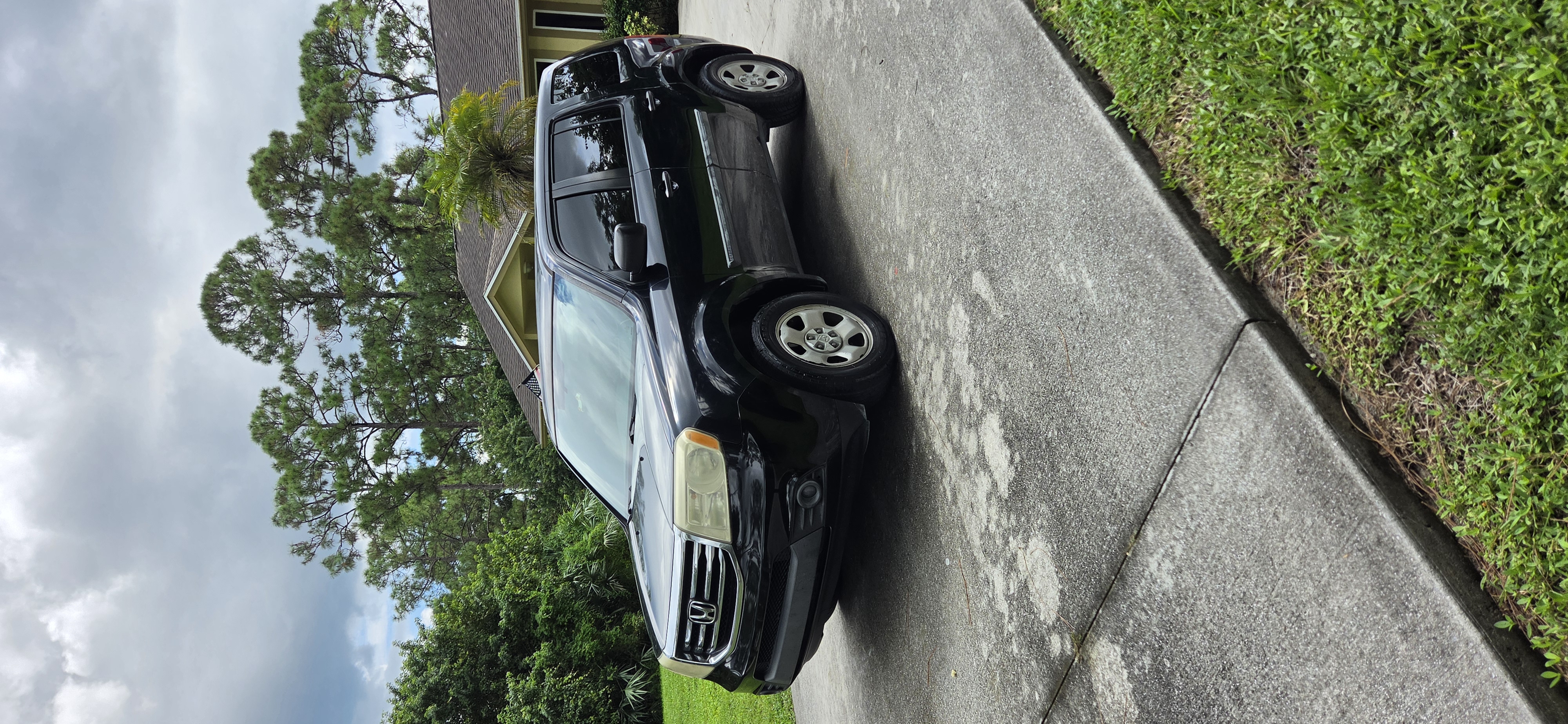 Used 2013 Honda Pilot LX image 1