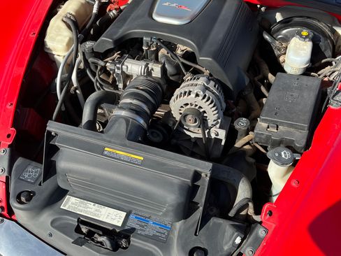 Used 2004 Chevrolet SSR Convertible Pickup 2D w/ Preferred Equipment Group image 5