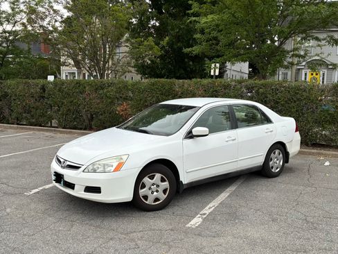 Used 2007 Honda Accord LX image 1