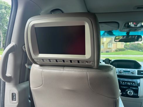 Used 2011 Honda Odyssey EX-L image 13