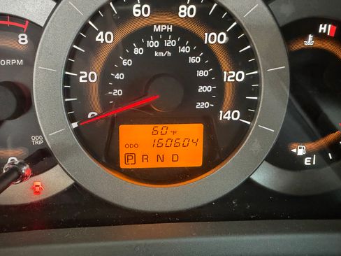 Used 2010 Toyota RAV4 Limited image 9