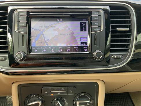 Used 2016 Volkswagen Beetle 1.8T SEL image 15