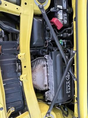 Used 2002 Toyota MR2 RWD image 18