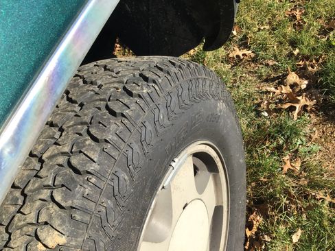 Used 1999 Chevrolet Tahoe Z71 w/ Preferred Equipment Group image 14