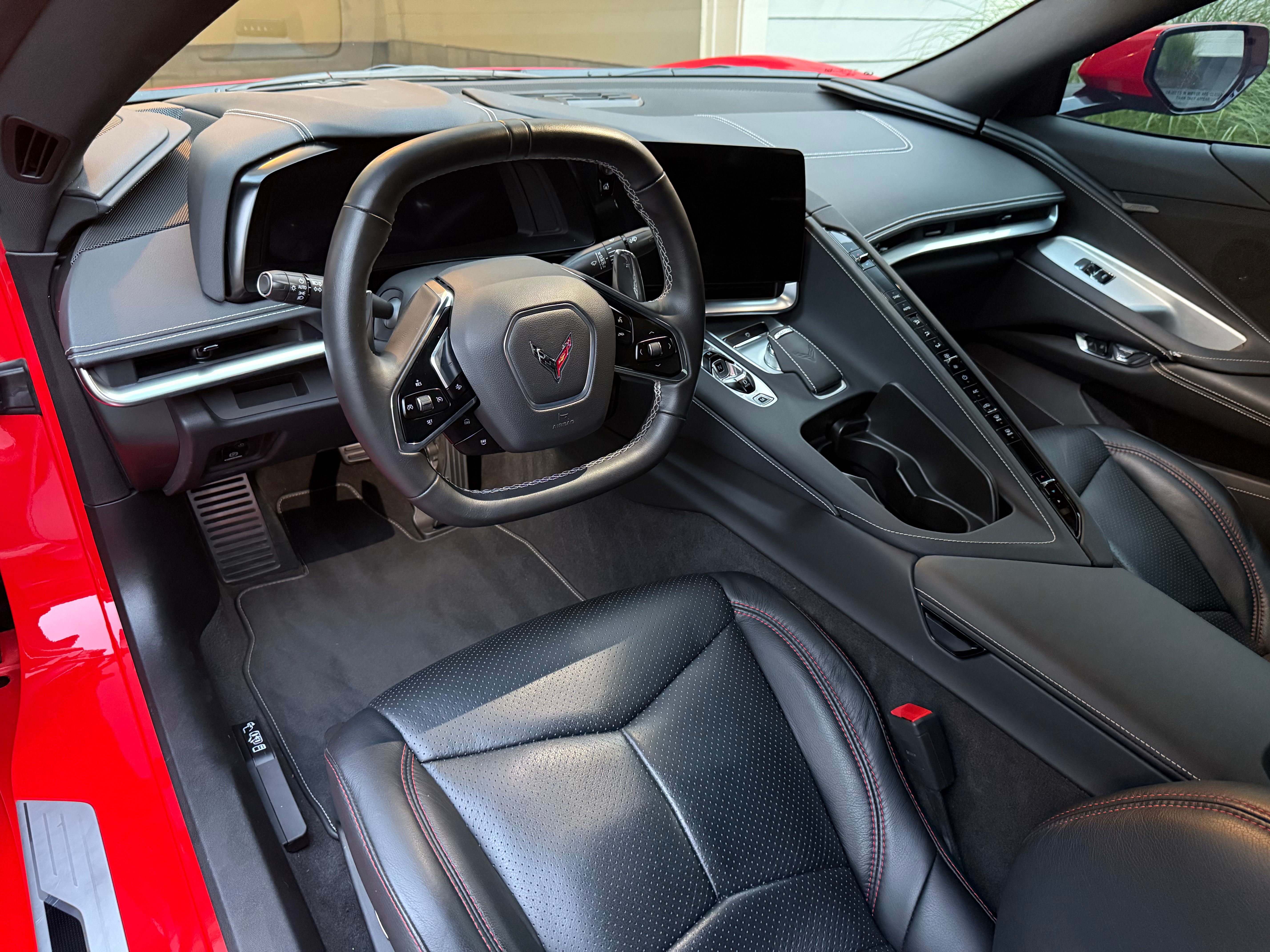 Used 2024 Chevrolet Corvette Stingray Coupe w/ Z51 Performance Package RWD image 9