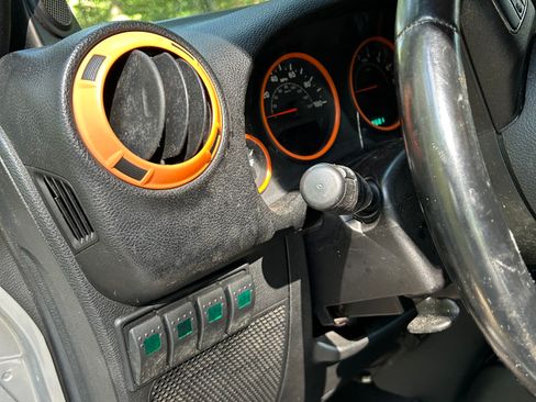Used 2011 Jeep Wrangler Unlimited Sport AWD/4WD image 9