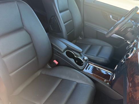 Used 2013 Mercedes-Benz GLK 350 4MATIC image 15