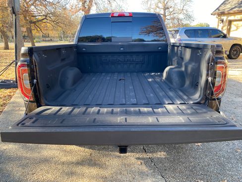 Used 2016 GMC Sierra 1500 Denali w/ Enhanced Driver Alert Package image 9