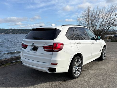 Used 2015 BMW X5 xDrive50i image 28