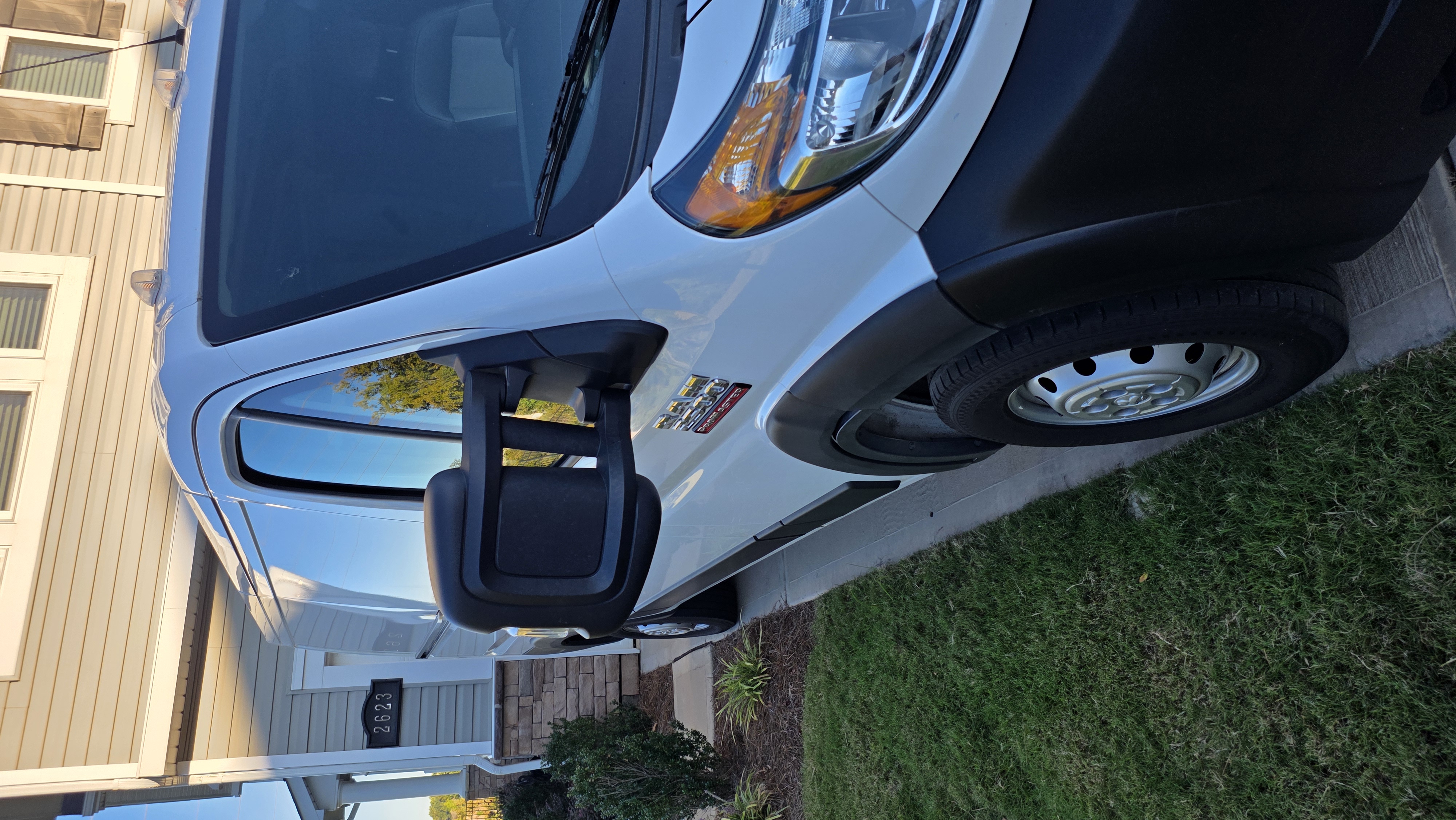 Used 2021 RAM ProMaster 2500 FWD image 2