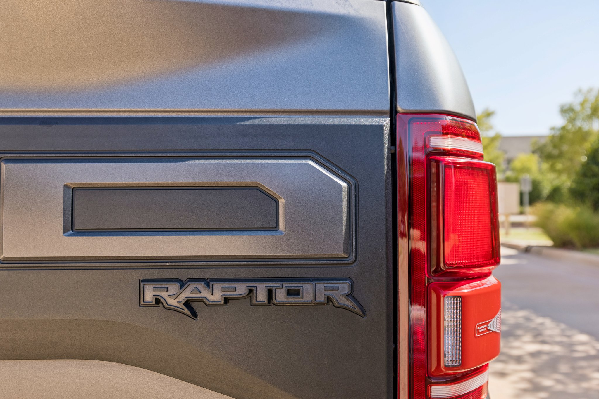 Used 2019 Ford F150 Raptor w/ Equipment Group 802A Luxury AWD/4WD image 22