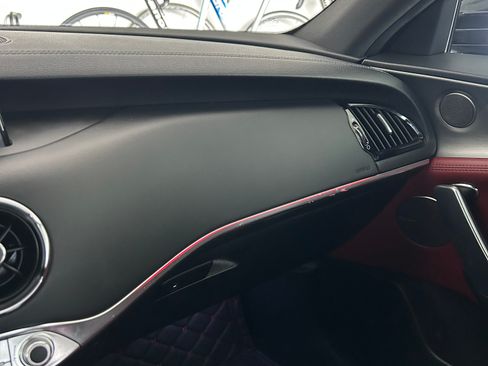 Used 2021 Kia Stinger GT1 image 22