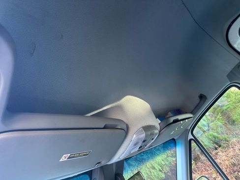 Used 2015 Mercedes-Benz Sprinter 2500 image 4