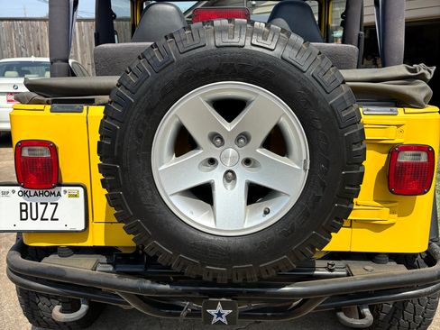 Used 2002 Jeep Wrangler Sport image 2