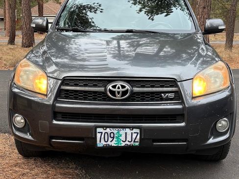 Used 2010 Toyota RAV4 Sport image 5