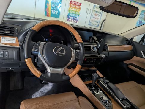 Used 2013 Lexus GS 450h image 19