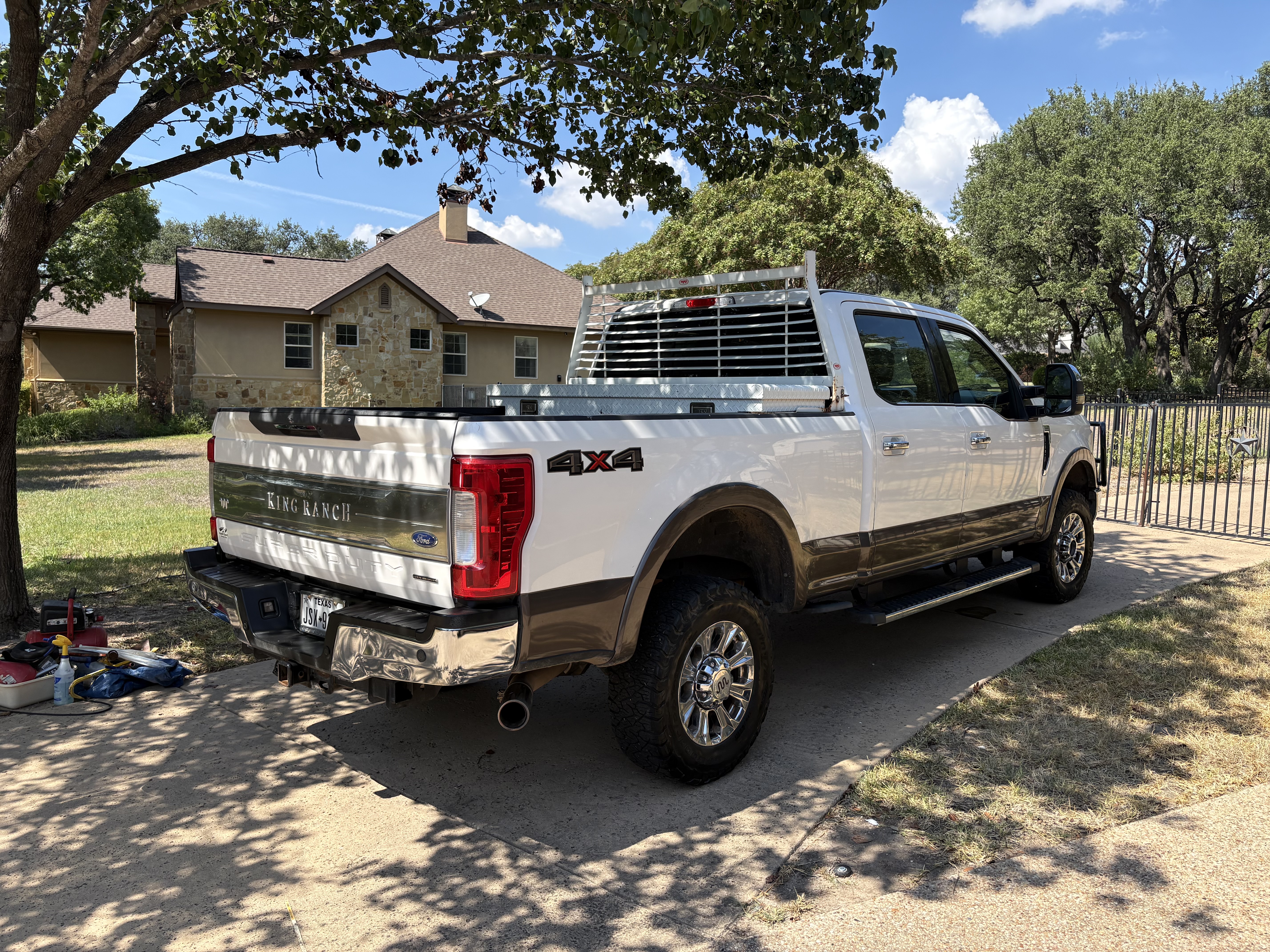 Used 2017 Ford F250 King Ranch w/ Chrome Package AWD/4WD image 10