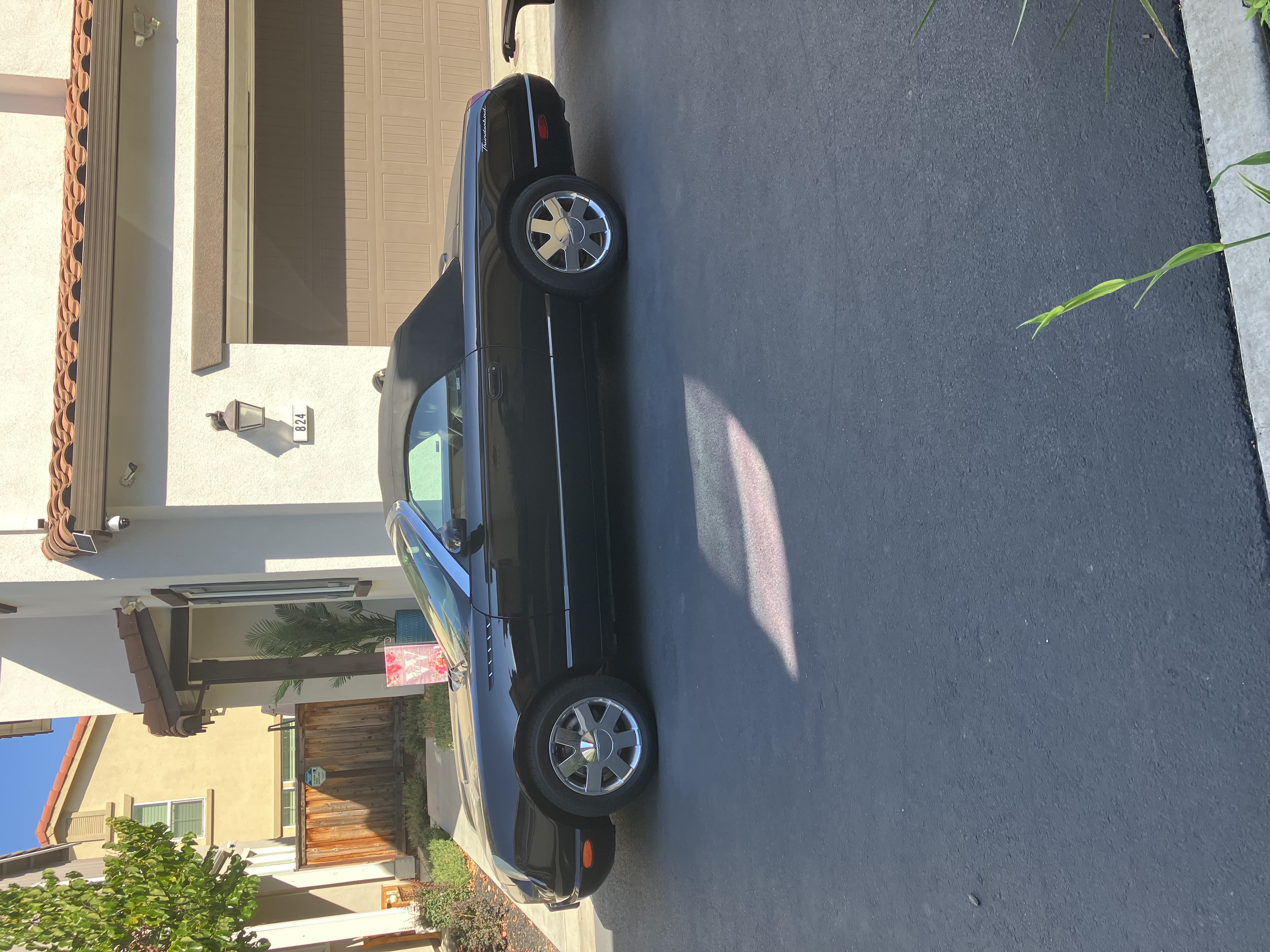 Used 2002 Ford Thunderbird RWD image 13