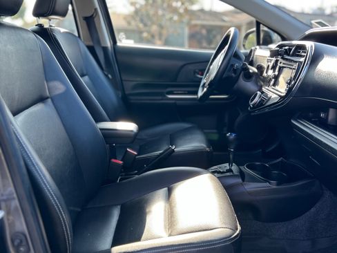 Used 2018 Toyota Prius C Four image 15