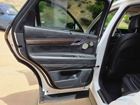 Used 2021 Genesis GV80 3.5T w/ Advanced Package 06 image 11