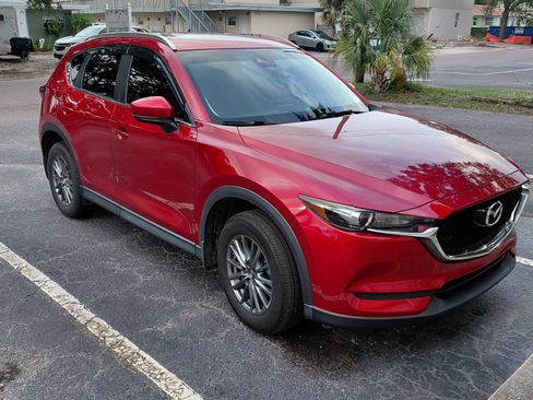 Used 2017 MAZDA CX-5 Touring w/ Preferred Equipment Package FWD image 2
