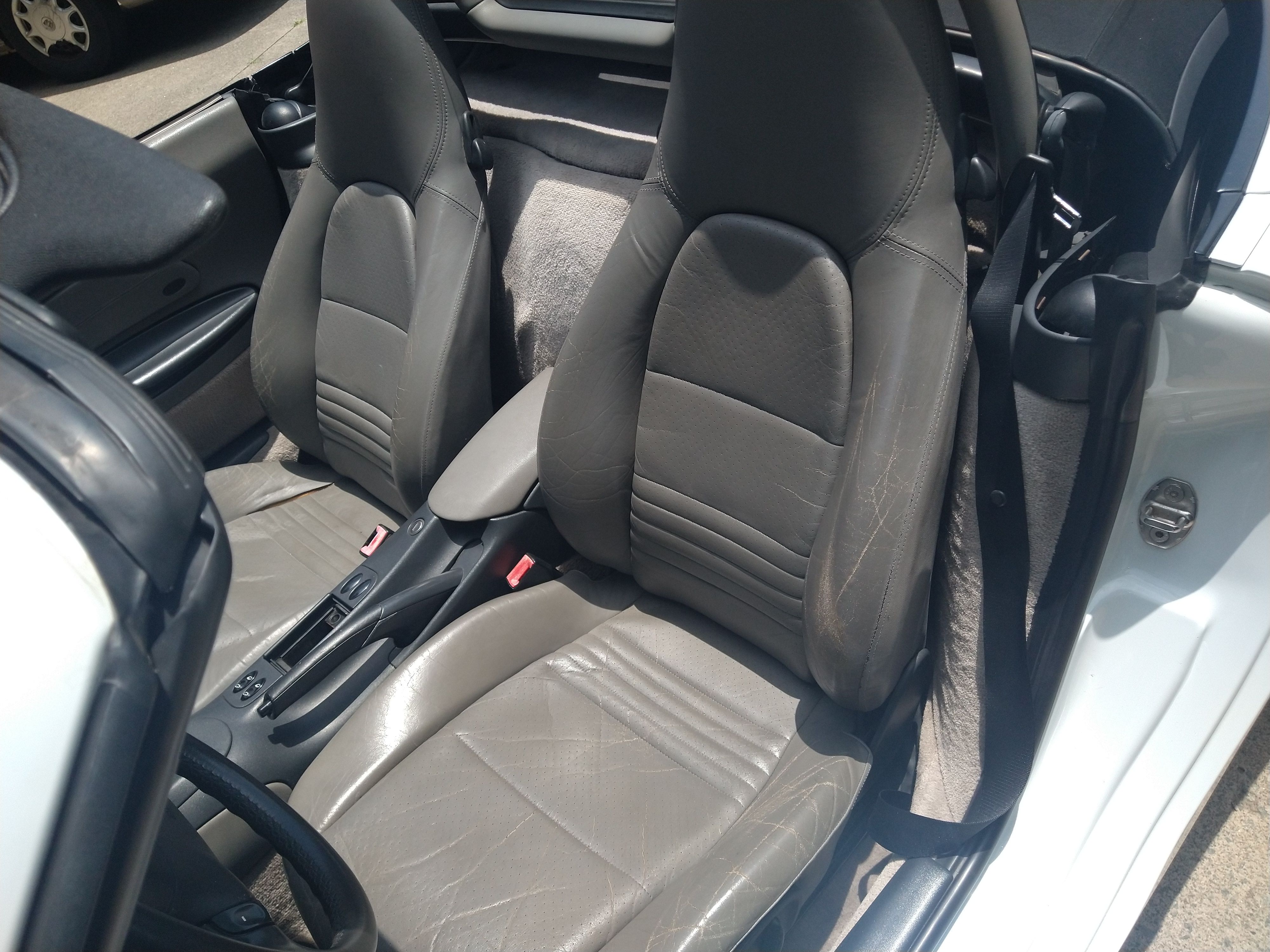 Used 1999 Porsche Boxster RWD image 20