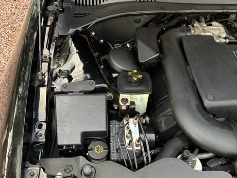 Used 2002 Ford Thunderbird image 9