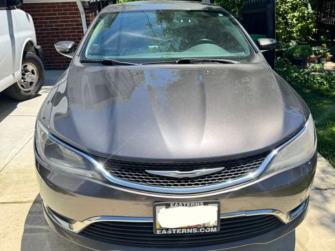 Used 2015 Chrysler 200 Limited w/ Convenience Group FWD image 2
