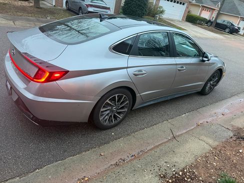 Used 2020 Hyundai Sonata Limited w/ Cargo Package image 4