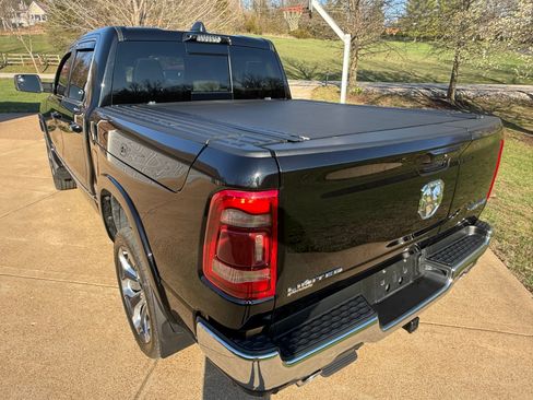 Used 2024 RAM 1500 Limited image 8