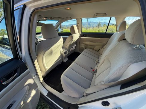 Used 2013 Subaru Outback 2.5i w/ Popular Pkg 1B AWD/4WD image 10