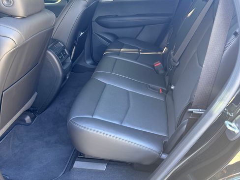 Used 2023 Cadillac XT5 Premium Luxury image 11